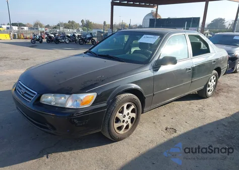 2001 Toyota Camry Le from USA, damaged, VIN 4T1BG22K81U788403